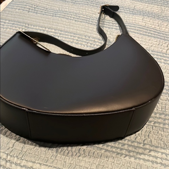 Black Crescent Hobo Bag with Adjustable Strap - Picture 5 of 8